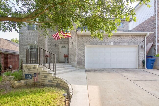 FRONT OF HOUSE - 14935 Turret Run