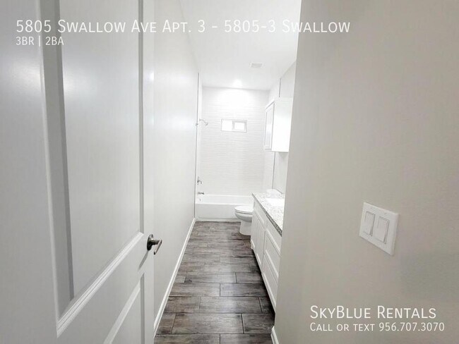 Building Photo - 5805 Swallow Ave