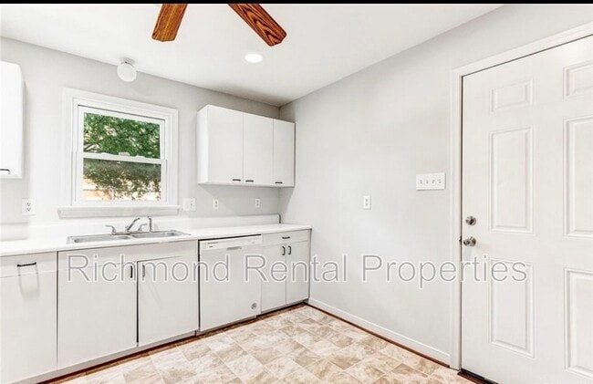 Building Photo - 1302 W Cary St