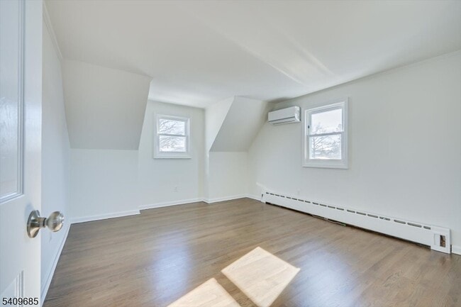 Building Photo - 432 Rosetta Pl