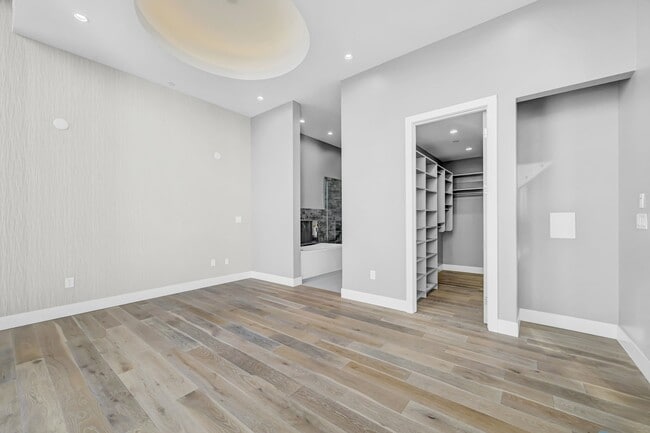 Building Photo - 3726 S Las Vegas Blvd