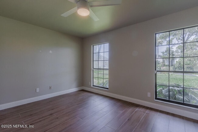 Building Photo - 4944 Mariners Point Dr