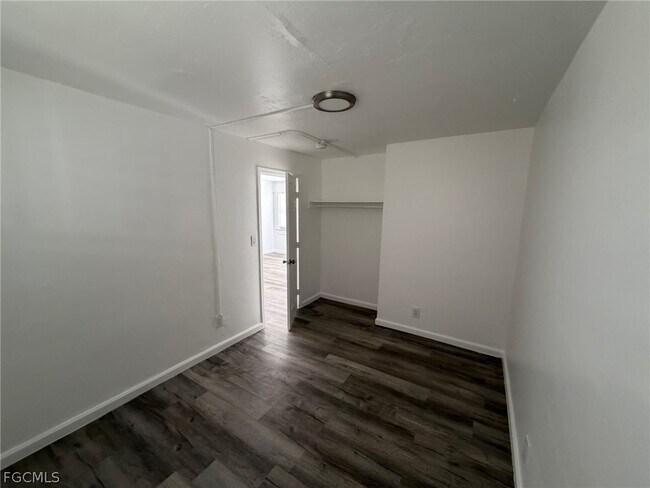 Building Photo - 3033 2nd St