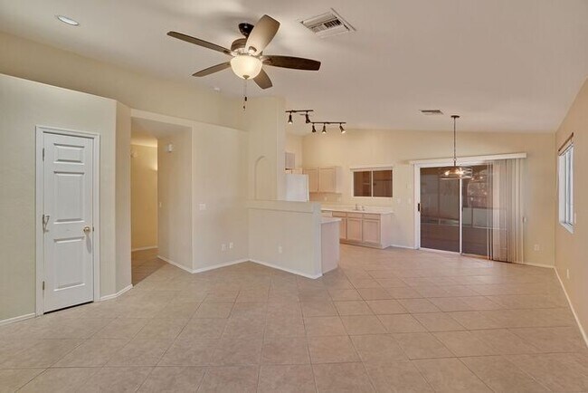 Building Photo - 98 E Futurity Pl