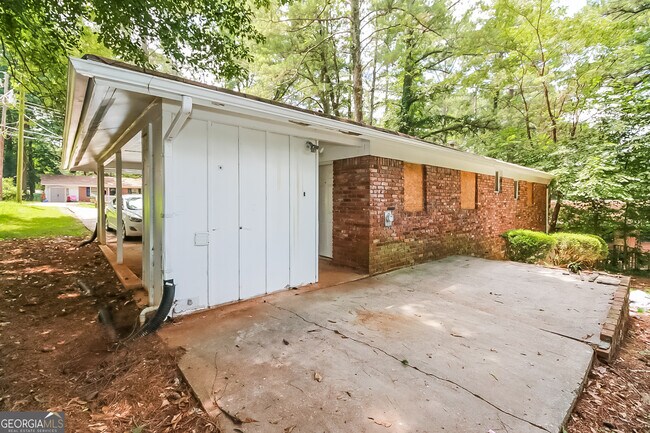 Building Photo - 3908 Bonnie Ln SE