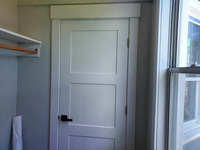 Building Photo - 9 Spring Garden St