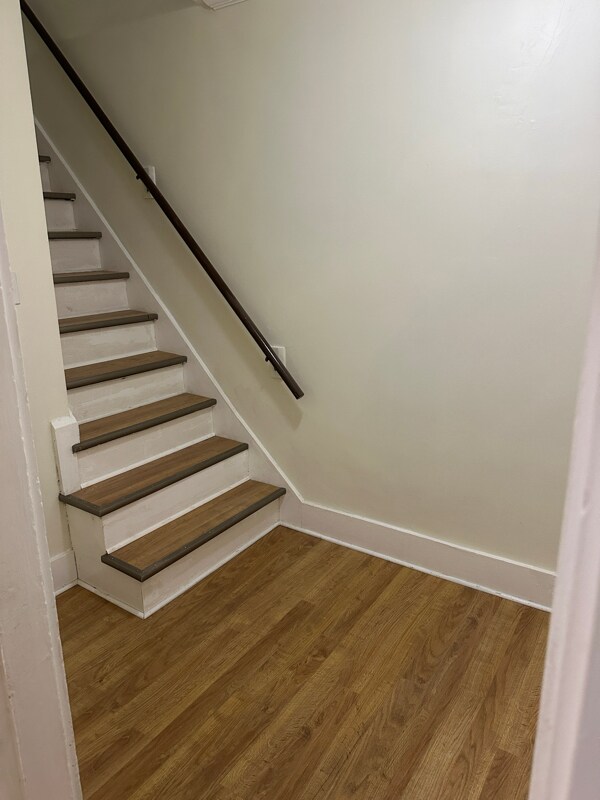 Building Photo - 59 Greenwood St