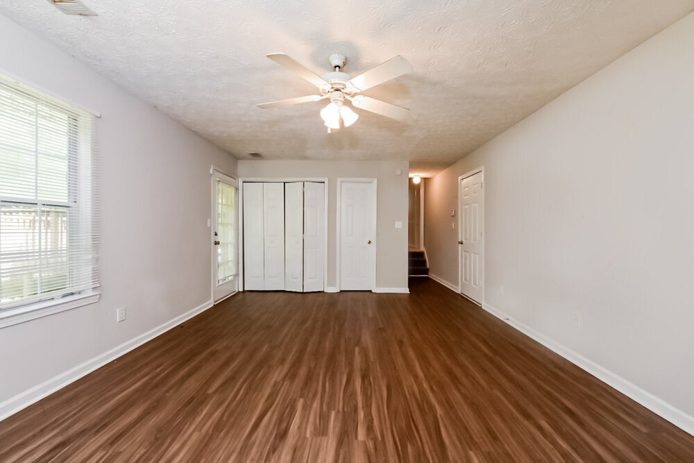 Building Photo - 407 Montgomery Pl