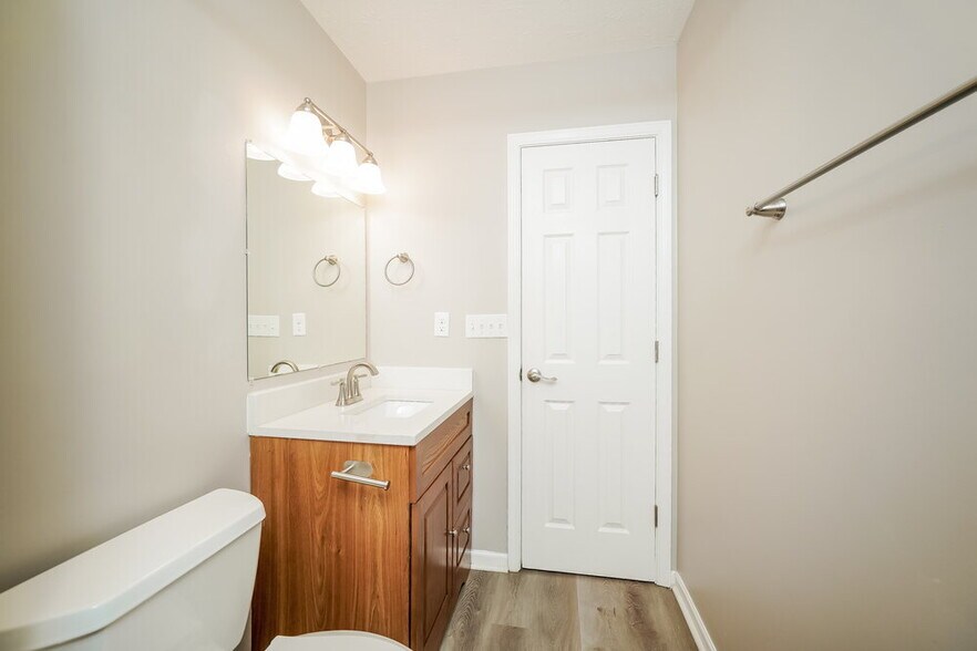 Building Photo - 7068 Carrie Dr