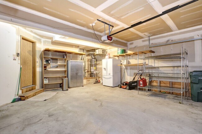 Building Photo - East Anchorage Home Near Trails & Parks; W/D in unit, Garage, Fenced Yard; Quick Access to JBER