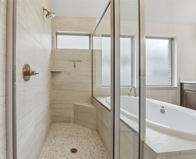 Building Photo - 15647 Turtlehead Trl