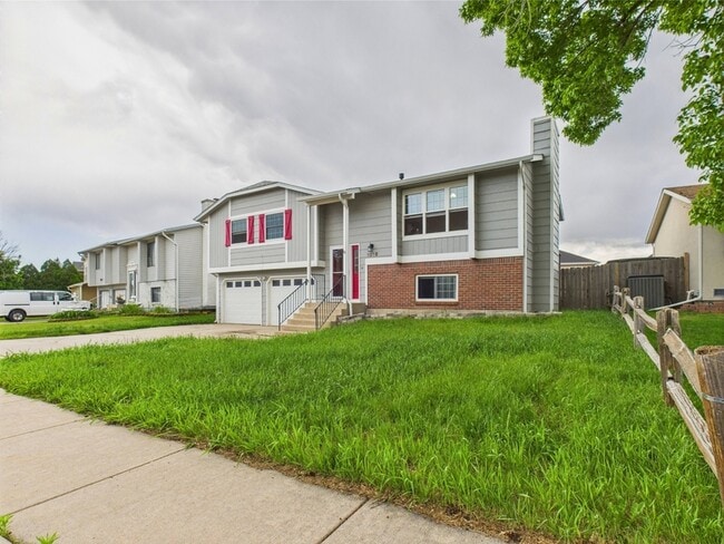Primary Photo - 1018 Rancher Dr