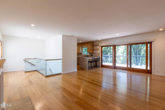 Building Photo - 1483 Arroyo View Dr