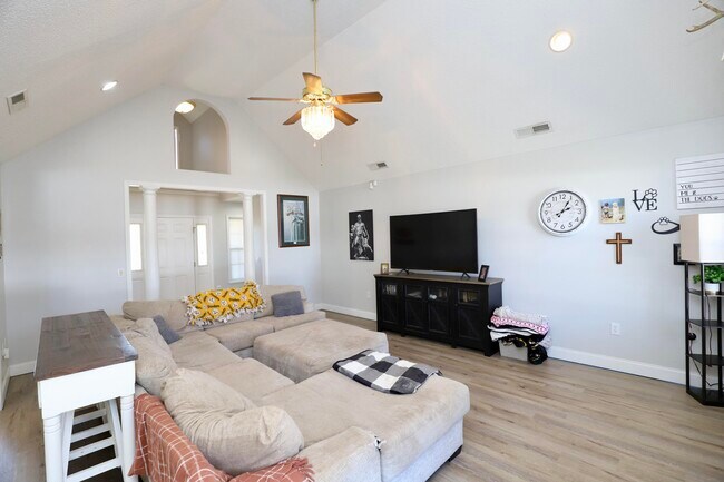 Building Photo - 3245 Arborwood Dr