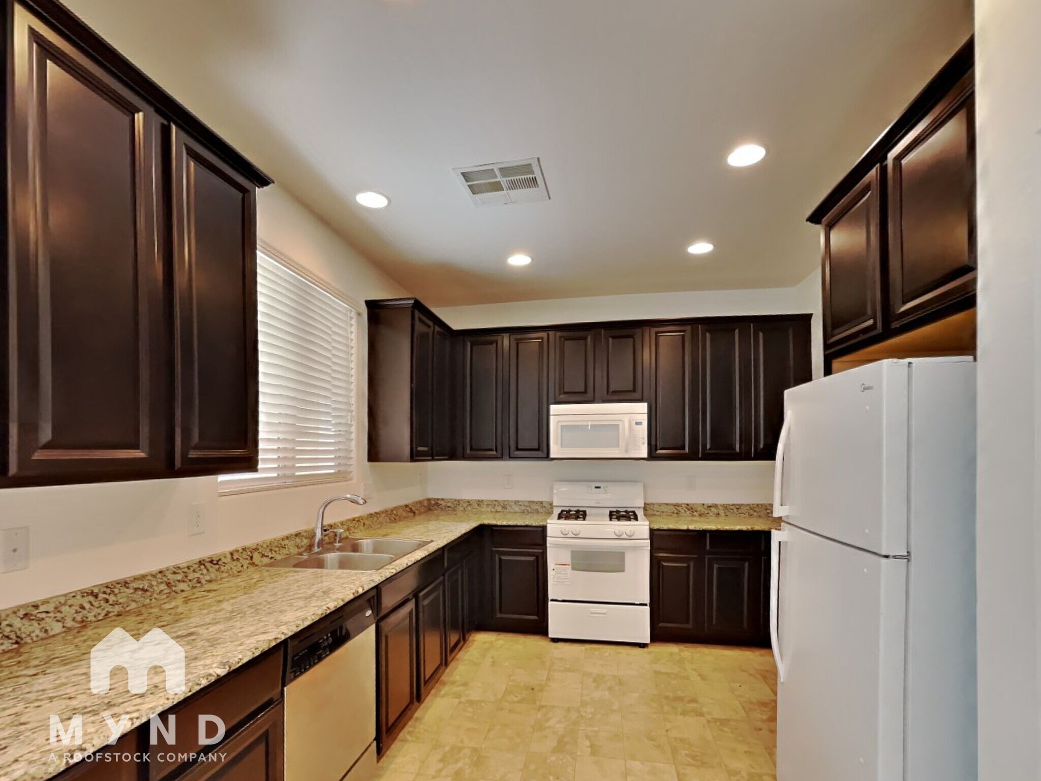 Building Photo - 7693 Lots Hills Dr