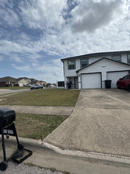 Primary Photo - 3802 Wind Ct
