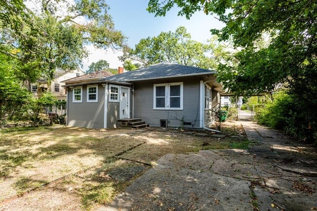 Building Photo - 1617 Branard St