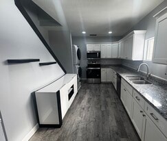 Building Photo - 67 W 2nd St