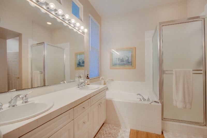 Building Photo - 6055 Caddington Row