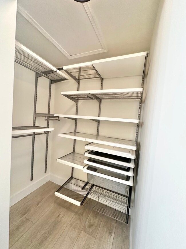 Building Photo - 3000 Norwood Pl