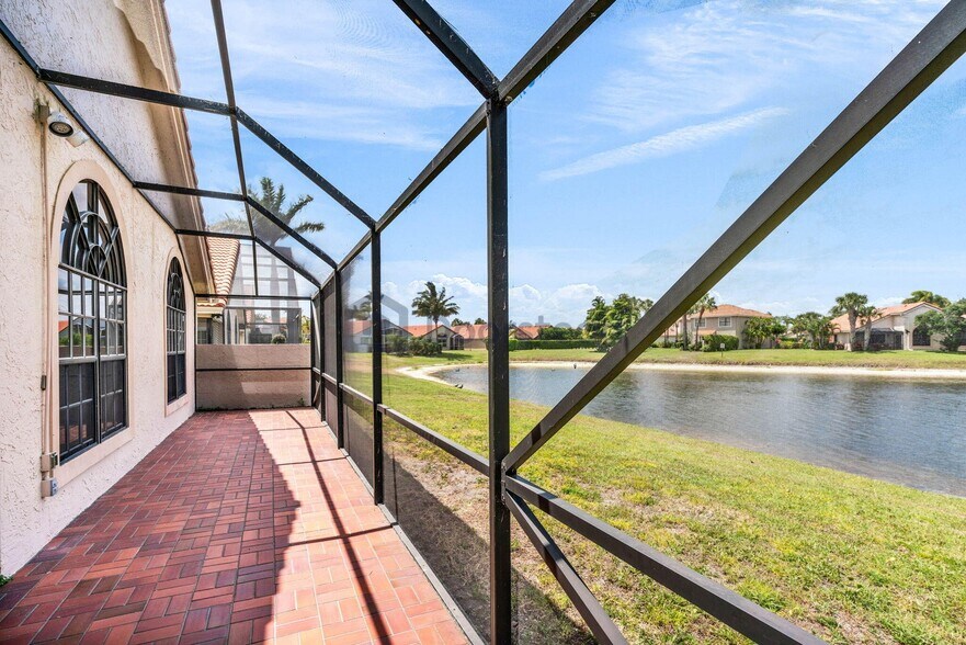 Building Photo - 12382 Pleasant Green Way