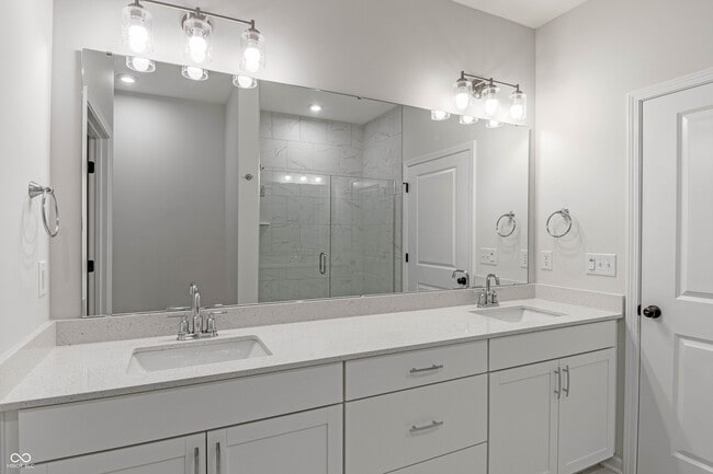 Building Photo - 14409 Shrawley Ct