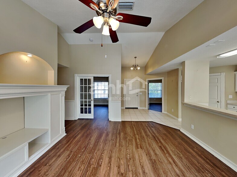Building Photo - 11895 Dunster Ln