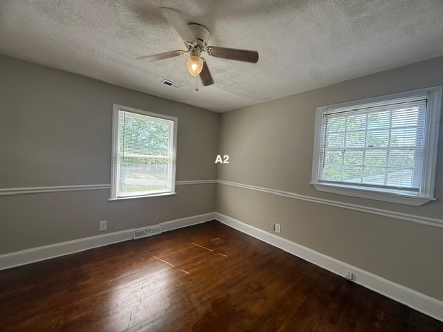 Building Photo - 822 Holt Ave