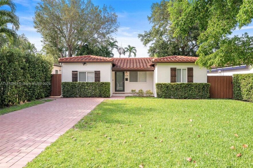Primary Photo - 5775 SW 28th St
