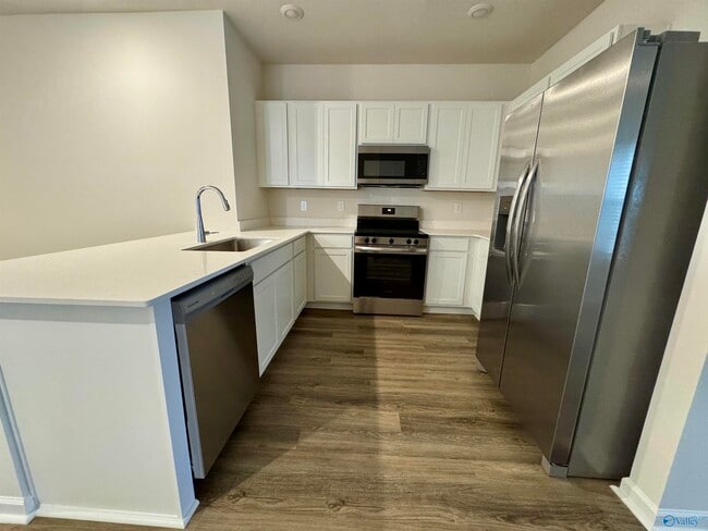 Building Photo - 3240 Cool Spgs Ave SW