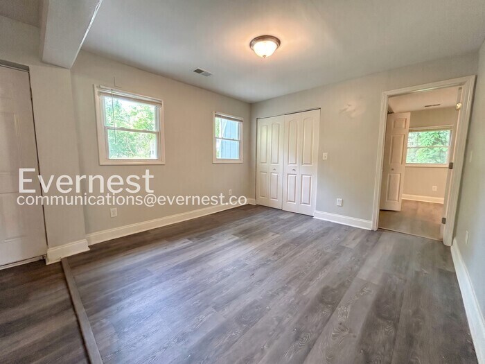 Building Photo - 438 Lanier St NW