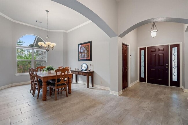 Building Photo - 2812 Cascade Falls Dr