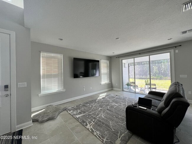Building Photo - 11344 Newtonian Blvd