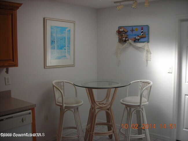 Building Photo - 111 Adams Ave