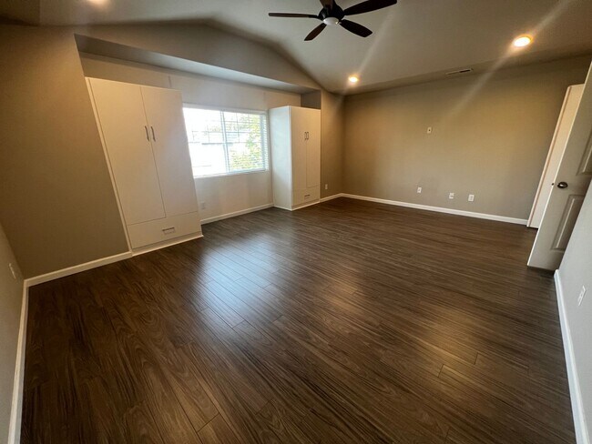 Building Photo - Updated 4 Bedroom Lacey/Hawks Prairie Home for Rent