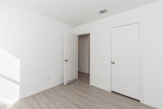 Building Photo - 5812 San Geronimo