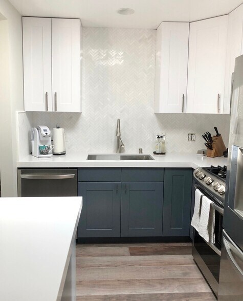 Building Photo - 2687 Ferdinand Rd