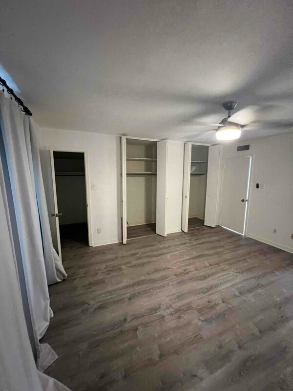 Building Photo - 865 Wilshire Blvd