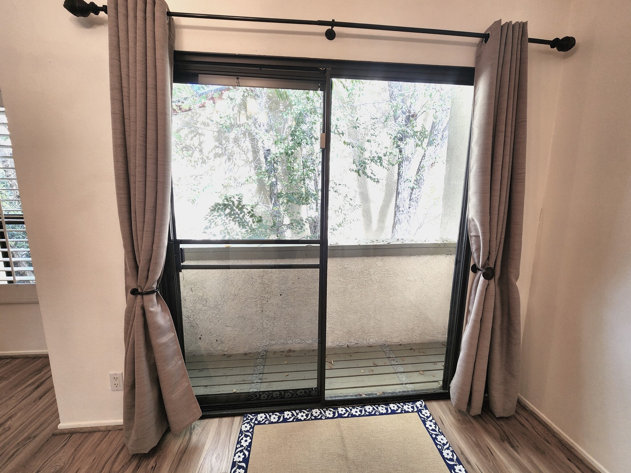 Building Photo - 5322 Colodny Dr