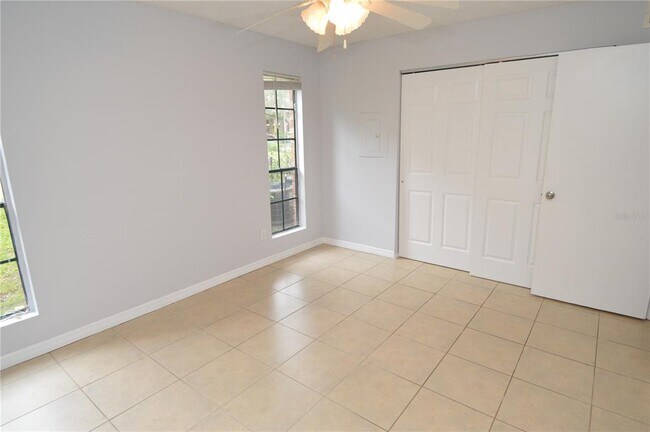 Building Photo - 8630 Mallard Reserve Dr