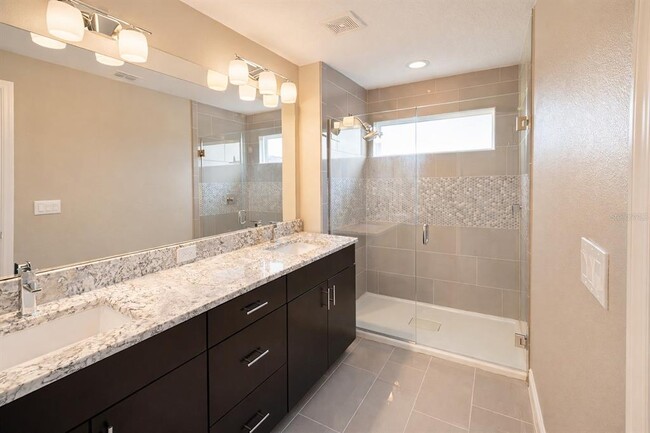 Building Photo - 15836 Marina Bay Dr