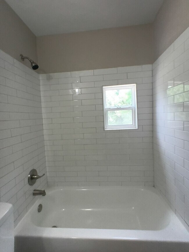 Building Photo - It's ready! New Remodel