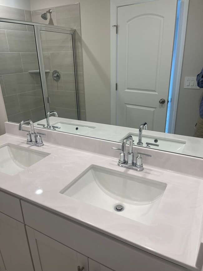 Building Photo - BRAND NEW, energy-efficient condo townhous...