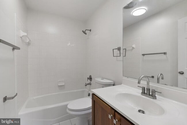 Building Photo - 1256 Dockside Cir