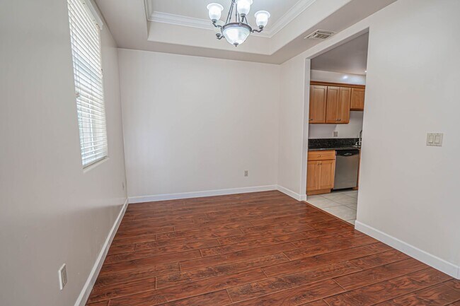 Building Photo - Spacious 3-Bedroom Condo with Underground ...