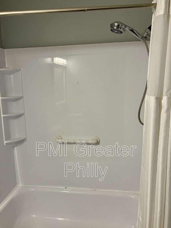 Building Photo - 2466 Brandon Ct