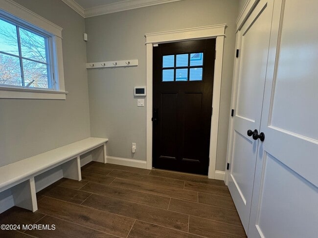 Building Photo - 67 W Sunset Ave