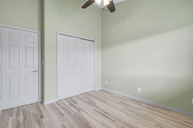 Building Photo - 5322 Balsam St