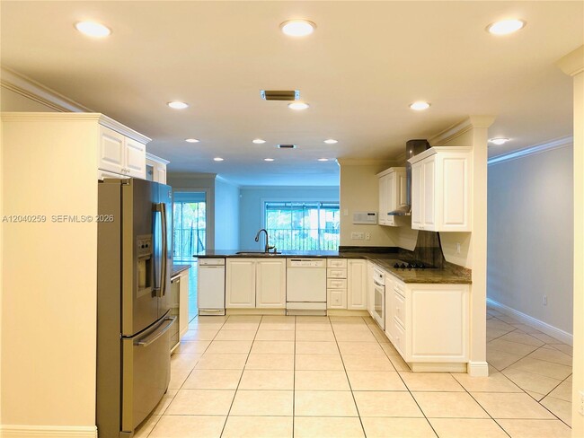 Building Photo - 15187 Loch Isle Dr W