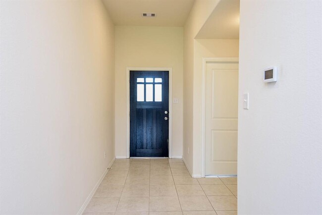 Building Photo - 16035 Dehay Ln